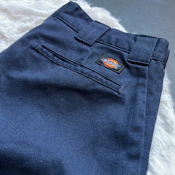 33/30 Relaxed Fit 5th Pocket - Picture 2 of 7